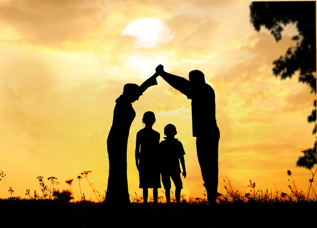 Familienkonferenz in geschuetztem Rahmen